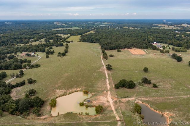 12717 S Chisolm, Caddo, OK 74729