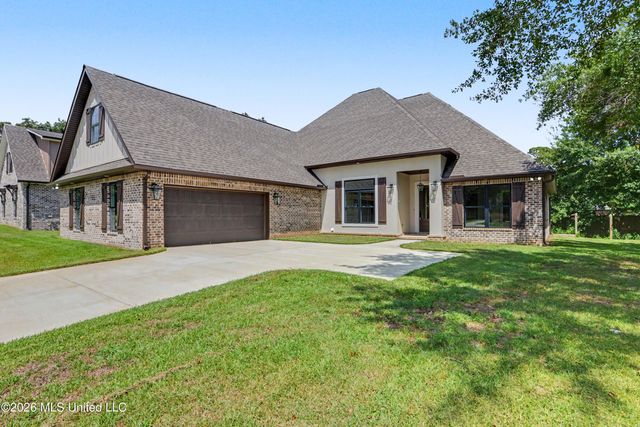 138 Destiny Oaks Drive, Long Beach, MS 39560