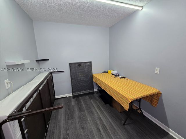 1526 Whitehall Dr 304, Davie, FL 33324
