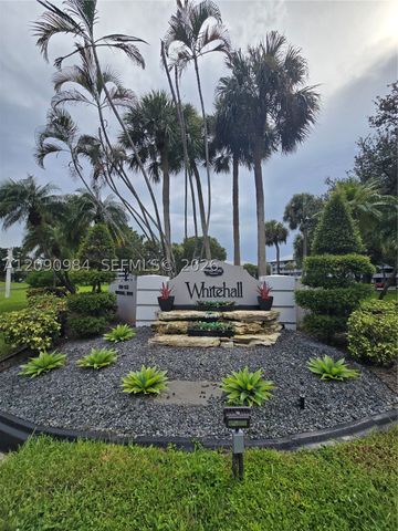 1526 Whitehall Dr 304, Davie, FL 33324