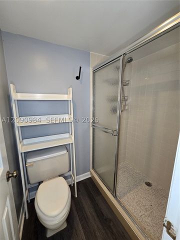 1526 Whitehall Dr 304, Davie, FL 33324
