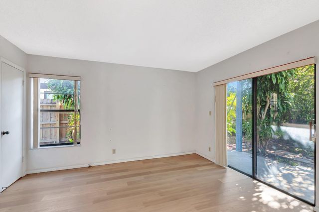 2462 Sundy Avenue, Delray Beach, FL 33444