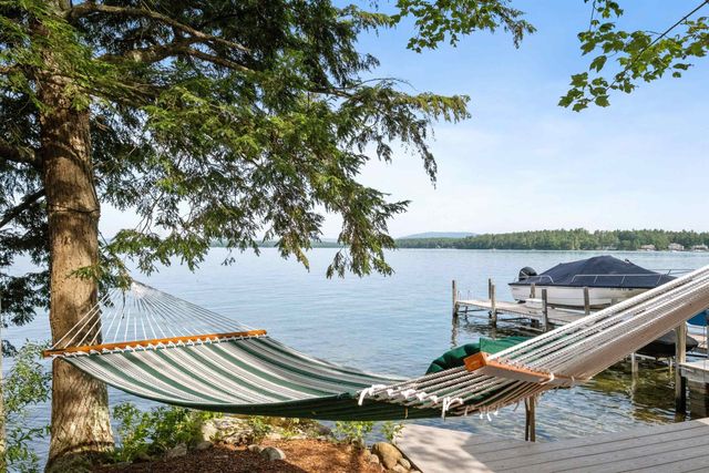 62 West Point Road, Moultonborough, NH 03254