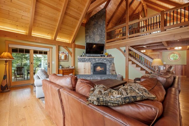 62 West Point Road, Moultonborough, NH 03254
