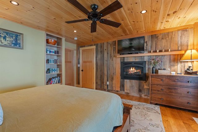62 West Point Road, Moultonborough, NH 03254
