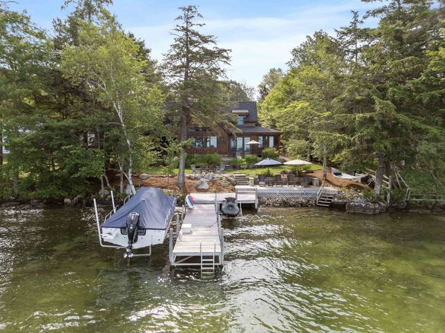 62 West Point Road, Moultonborough, NH 03254