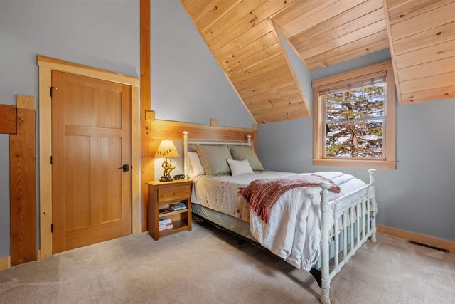 62 West Point Road, Moultonborough, NH 03254