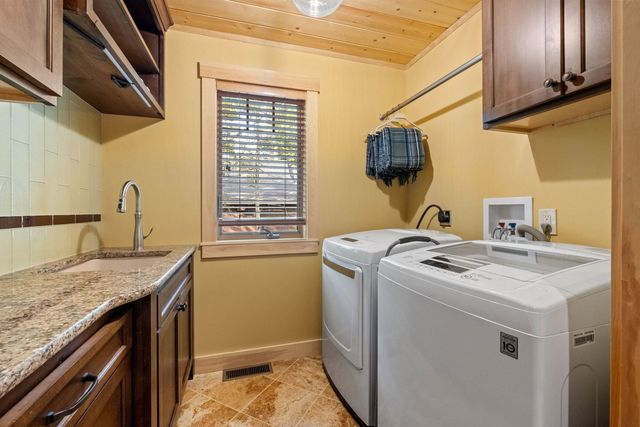 62 West Point Road, Moultonborough, NH 03254