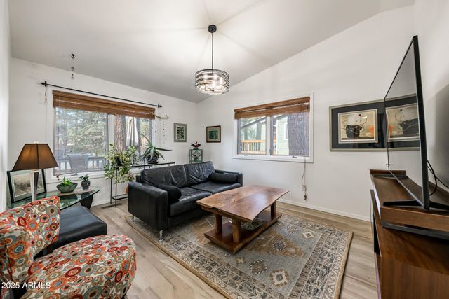 1390 W MELISSA Drive, Flagstaff, AZ 86005