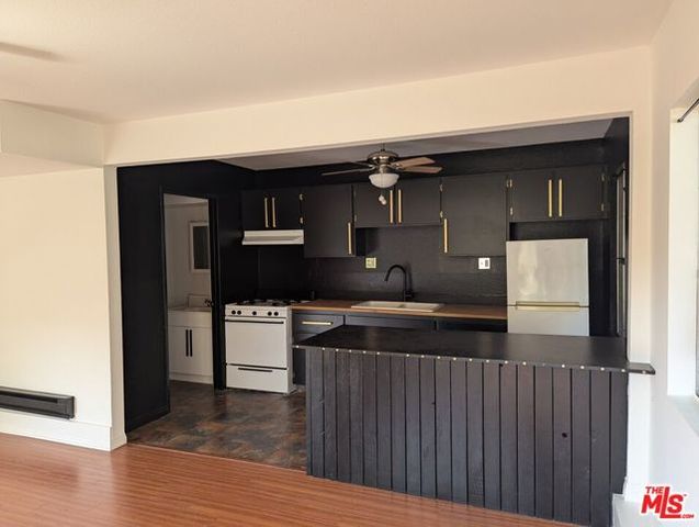 1323 N Olive Drive 23G, West Hollywood, CA 90069