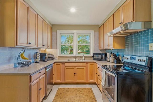 1021 Lanier Boulevard, Brunswick, GA 31520