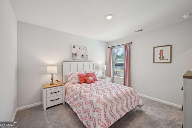 393 Lanier Circle, Woodstock, GA 30189