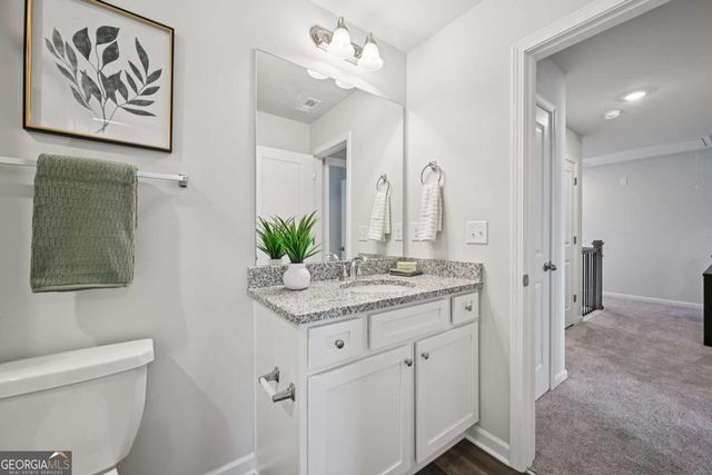 393 Lanier Circle, Woodstock, GA 30189