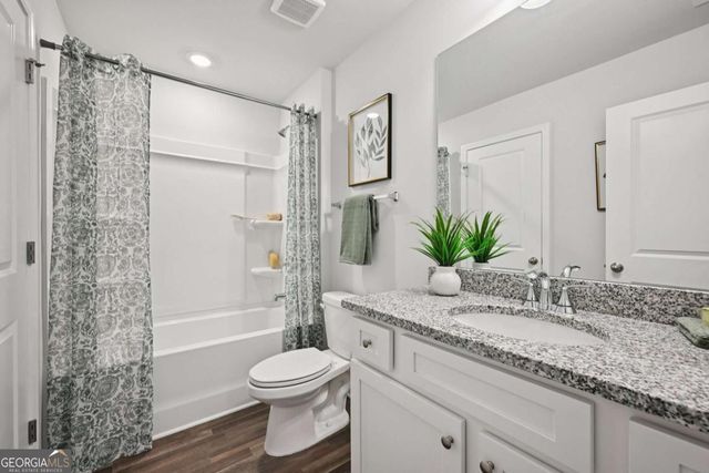 393 Lanier Circle, Woodstock, GA 30189