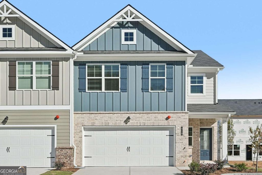 393 Lanier Circle, Woodstock, GA 30189