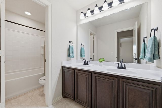 9924 Chrysalis Drive, Fort Worth, TX 76131