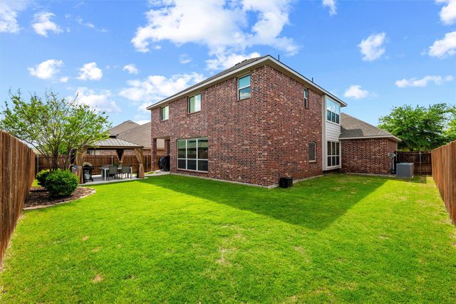 9924 Chrysalis Drive, Fort Worth, TX 76131