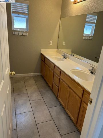 112 Gibson AVE, Bay Point, CA 94565