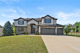 15825 Howe Street, Overland Park, KS 66224