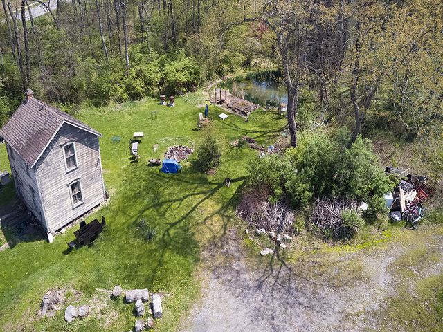 333 Perry HIGHWAY, Lancaster Twp, PA 16037