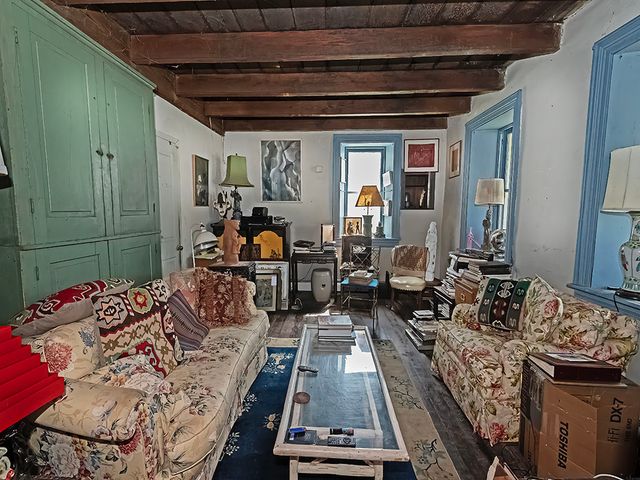 333 Perry HIGHWAY, Lancaster Twp, PA 16037