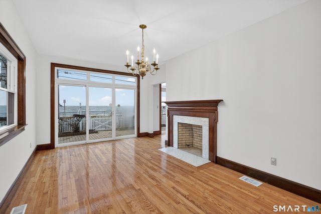 82 Limewood Avenue, Branford, CT 06405