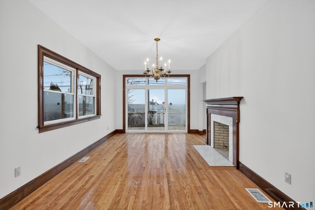 82 Limewood Avenue, Branford, CT 06405