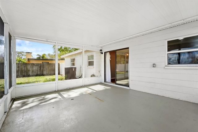 215 36TH STREET SE, Largo, FL 33771