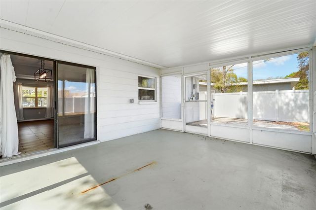 215 36TH STREET SE, Largo, FL 33771