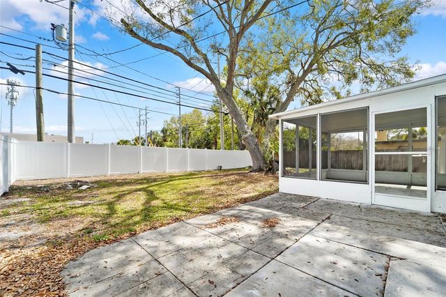 215 36TH STREET SE, Largo, FL 33771