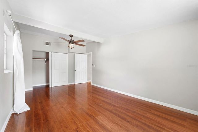 215 36TH STREET SE, Largo, FL 33771