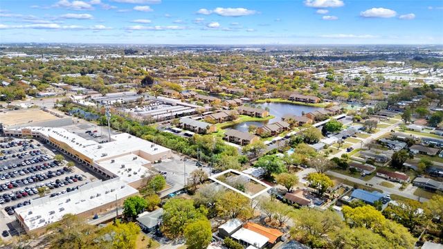 215 36TH STREET SE, Largo, FL 33771