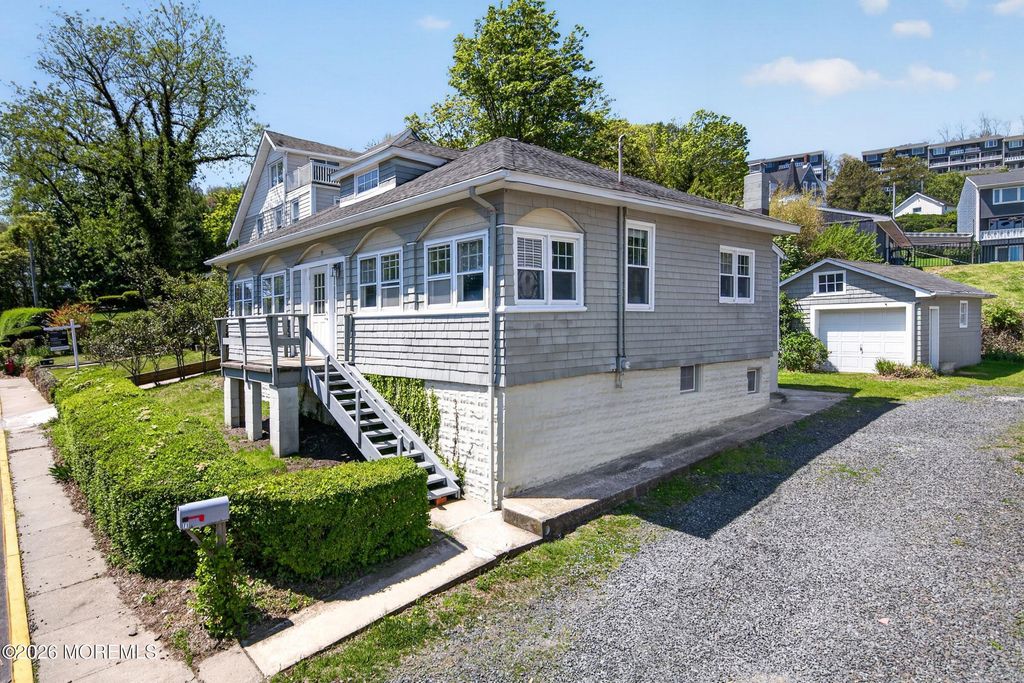 71 Portland Road, Highlands, NJ 07732