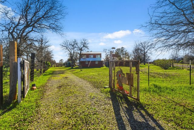 16355 Basler Road, Cottonwood, CA 96022