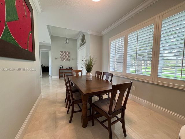 13805 SW 41st St, Davie, FL 33330