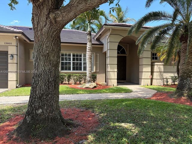 13805 SW 41st St, Davie, FL 33330
