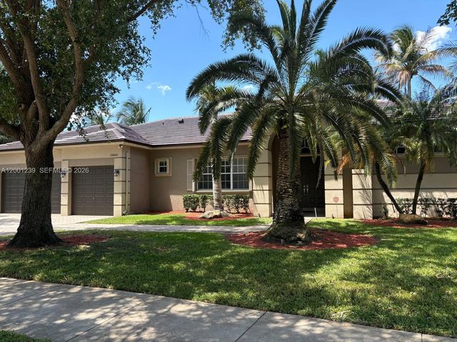 13805 SW 41st St, Davie, FL 33330