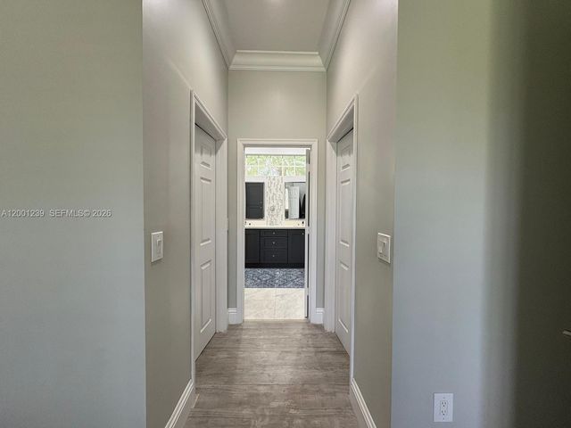 13805 SW 41st St, Davie, FL 33330