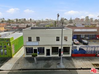 2048 W Florence Avenue, Los Angeles, CA 90047
