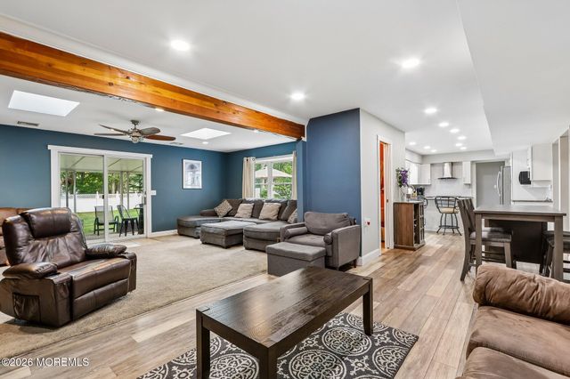 5 Sugarbush Road, Howell, NJ 07731