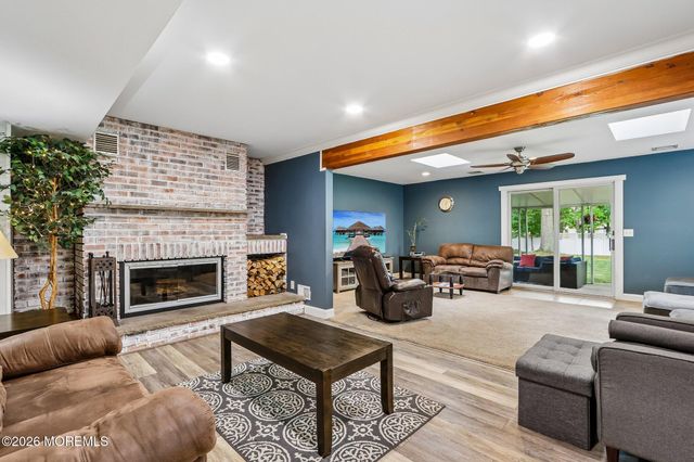 5 Sugarbush Road, Howell, NJ 07731