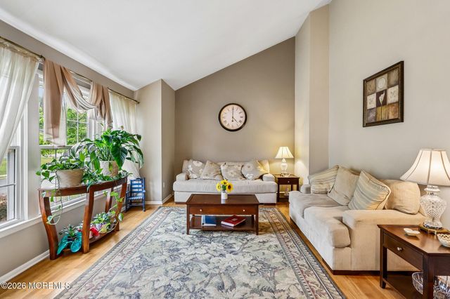 5 Sugarbush Road, Howell, NJ 07731