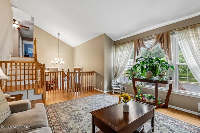 5 Sugarbush Road, Howell, NJ 07731