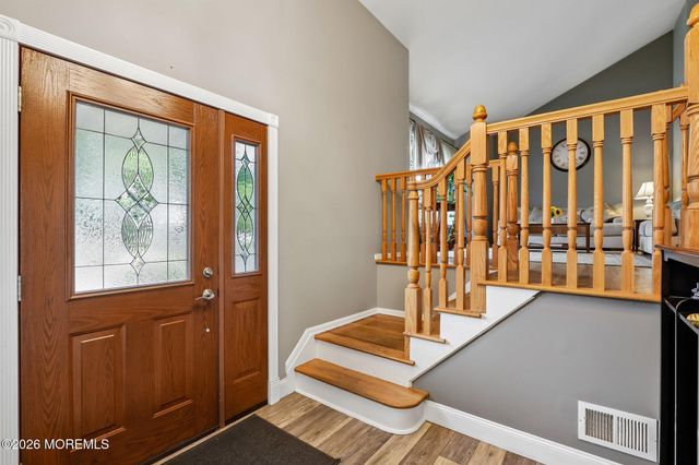 5 Sugarbush Road, Howell, NJ 07731