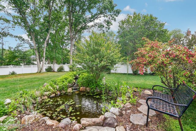 5 Sugarbush Road, Howell, NJ 07731