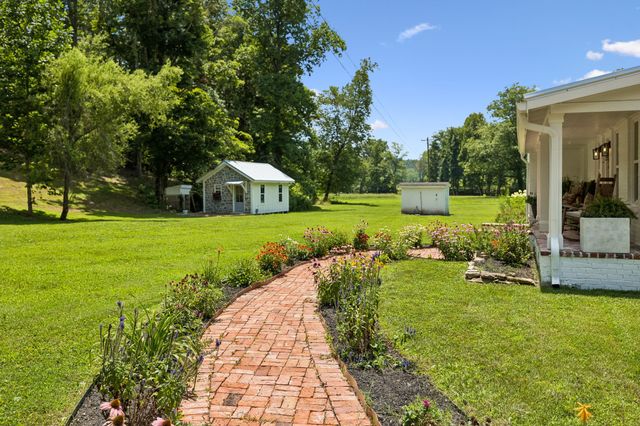 8188 Shoals Branch Rd, Primm Springs, TN 38476