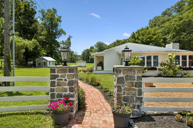 8188 Shoals Branch Rd, Primm Springs, TN 38476