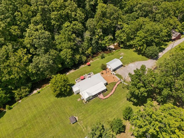 8188 Shoals Branch Rd, Primm Springs, TN 38476