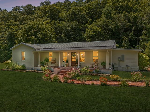 8188 Shoals Branch Rd, Primm Springs, TN 38476