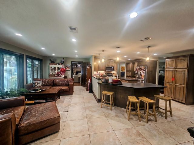 181 Young Road, Nashville, AR 71852